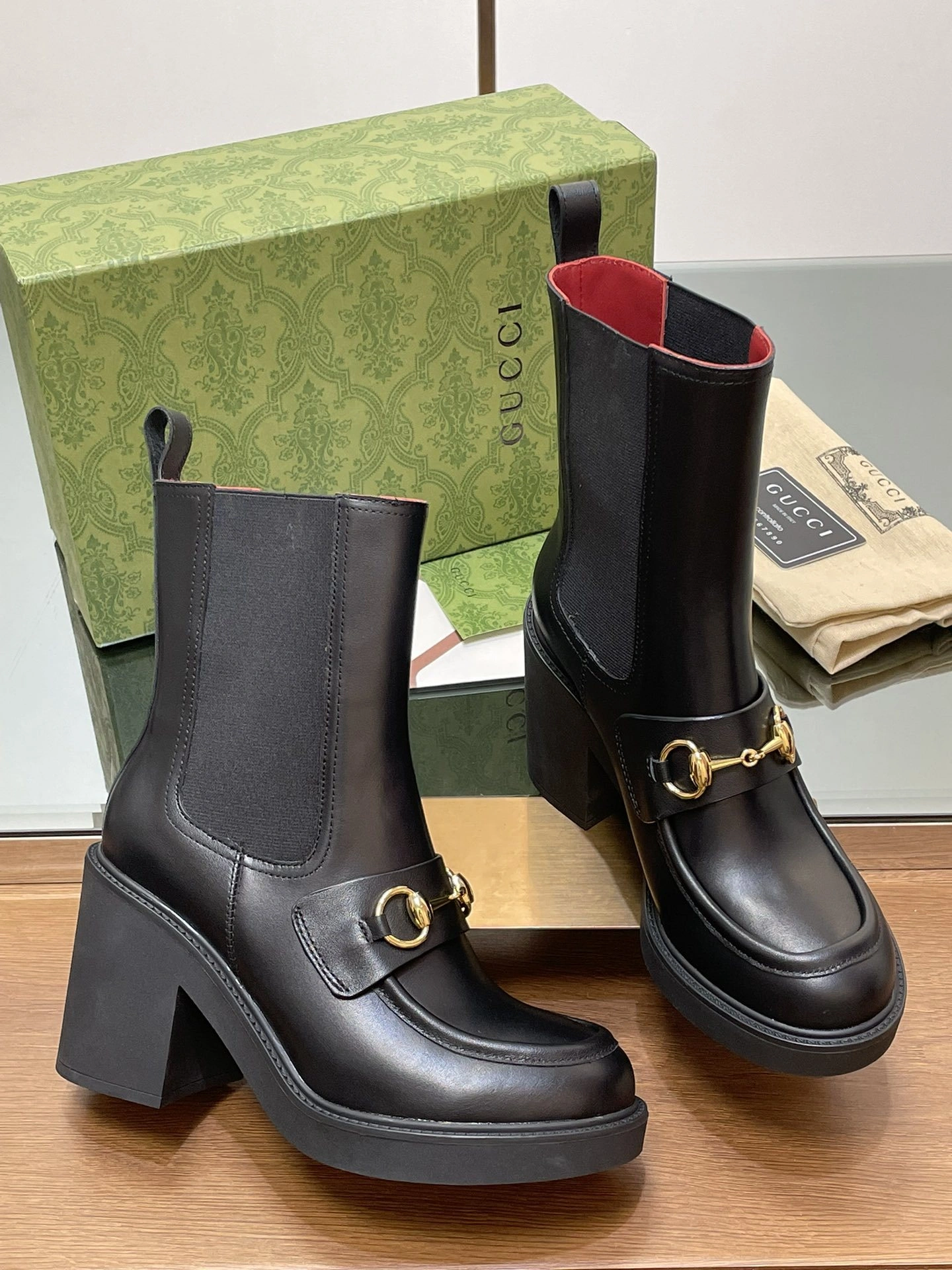 COCO-- 6u33i 816617 AAEGK 1000 Calfskin Heel height：9CM Waterproof：2.5CM item:D-X150L2516
